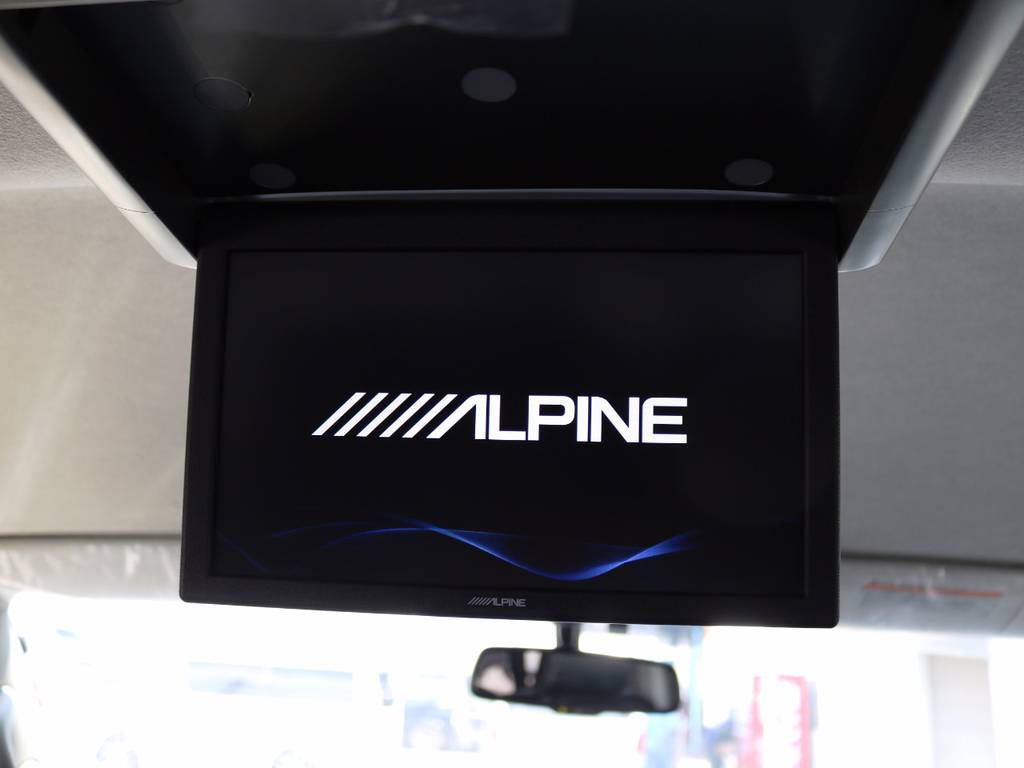 アルパイン　フリップダウンモニター！