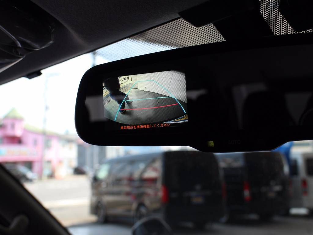 バックカメラ内蔵防眩インナーミラー付き！
