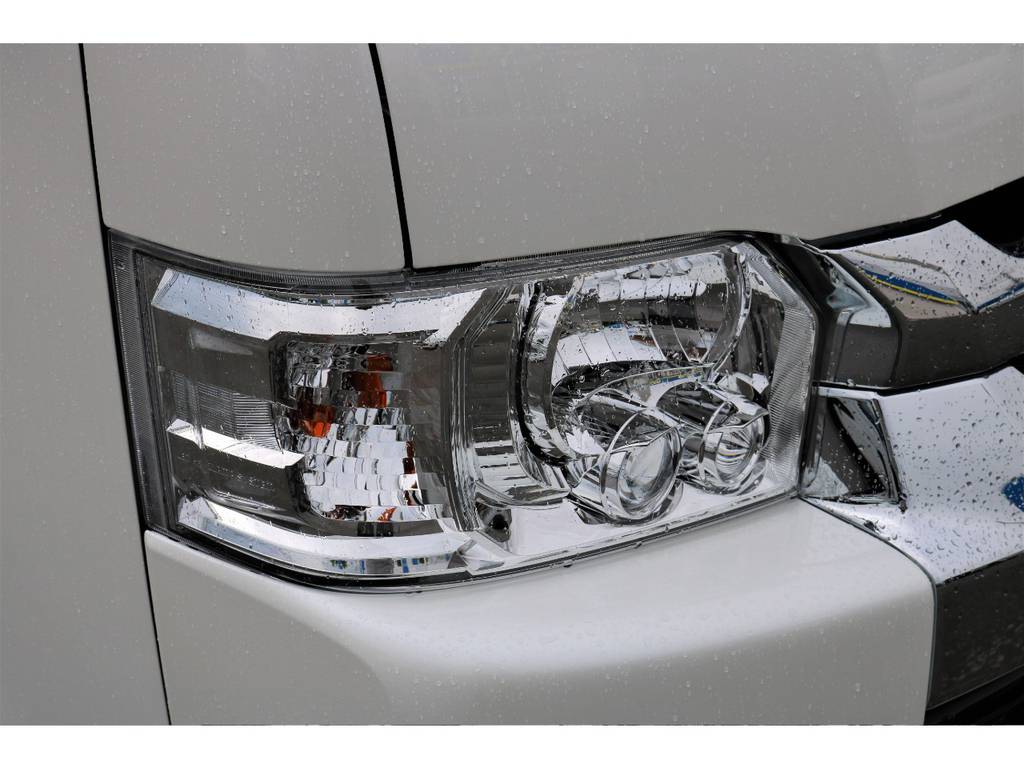 ＬＥＤヘッドライトにパワースライドドア！寒冷地仕様（ミラーヒーター）スマートエントリーキー＆プッシュスタート・ステアリングオーディオスイッチ・バックカメラ！メーカーＯＰはフルでご用意いたしました！