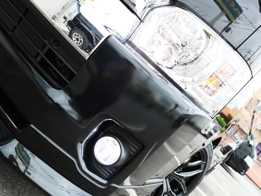 メーカーオプション「ＬＥＤヘッドライト」！ＦＬＥＸオリジナルフォグＬＥＤ！