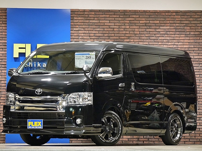 新車ハイエースワゴン　ガソリン４ＷＤ　VSC付き　内装アレンジＲ１　１０人乗り☆