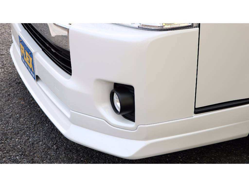 フロントマスクを引き締めるFLEXオリジナルリップスポイラーのDelfino Lineを装着しました！
