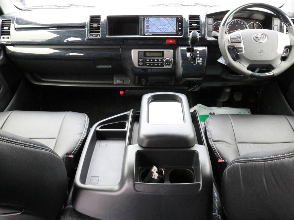 新車ハイエースワゴン ４ＷＤ ＧＬ ＮＥＷ Ｖｅｒ２ ツインナビＰＫＧ！
