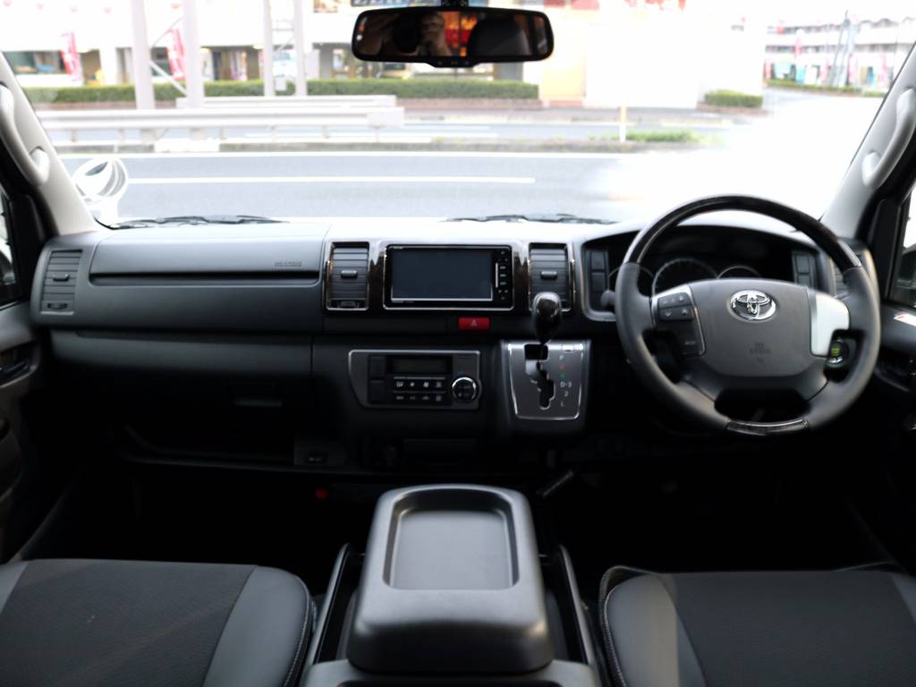 特別仕様車ならではの高級感溢れる内装！！