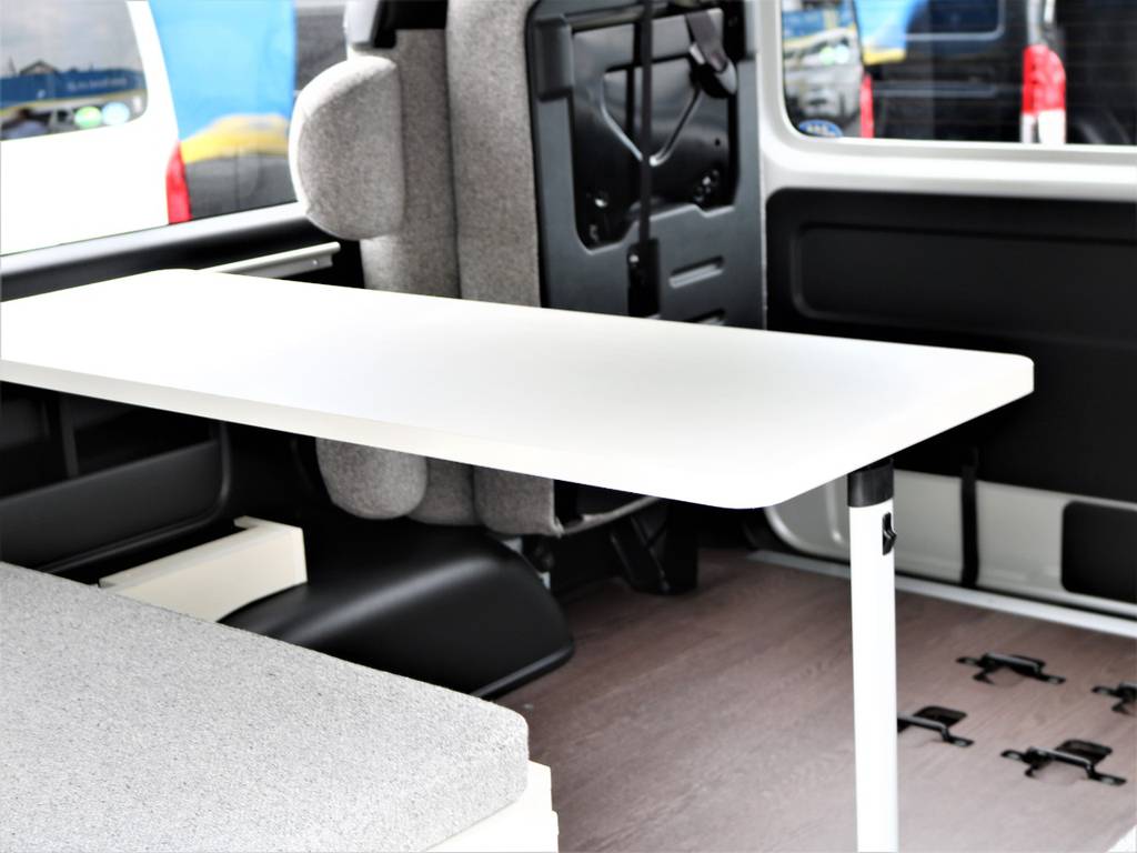 お気に入りの車内でお食事も出来ます！