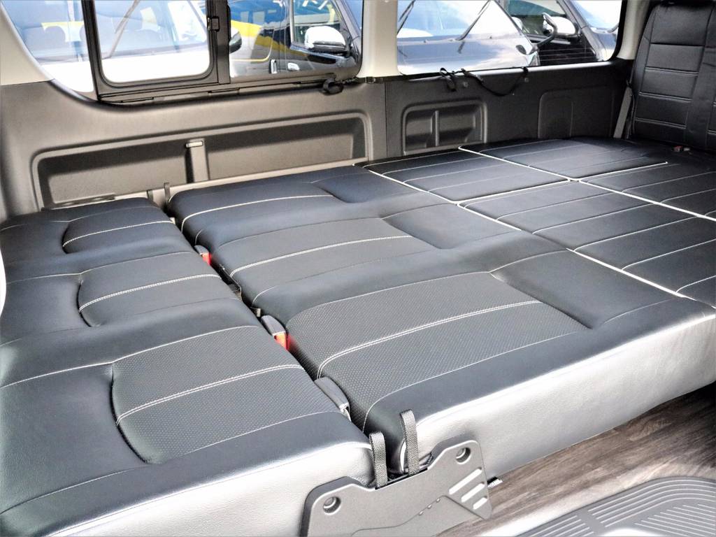 こんなに広い！！車中泊もバッチリ！！