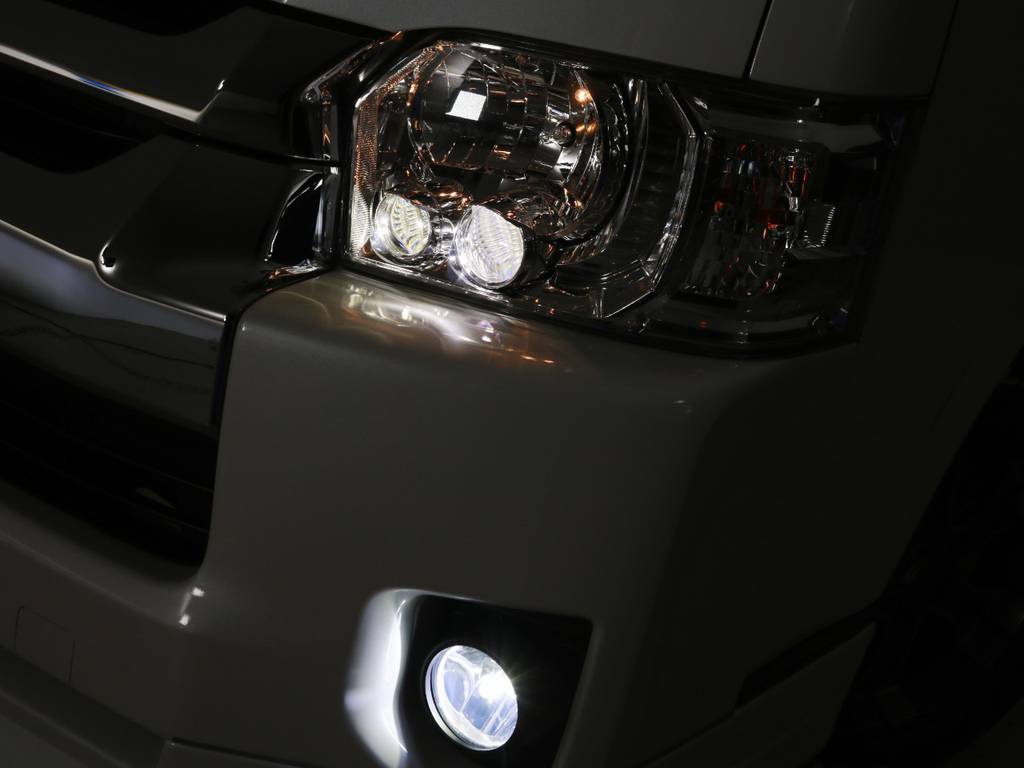 メーカーオプション　ＬＥＤヘッドランプ＆ＦＬＥＸオリジナル　ＬＥＤフォグバルブ♪