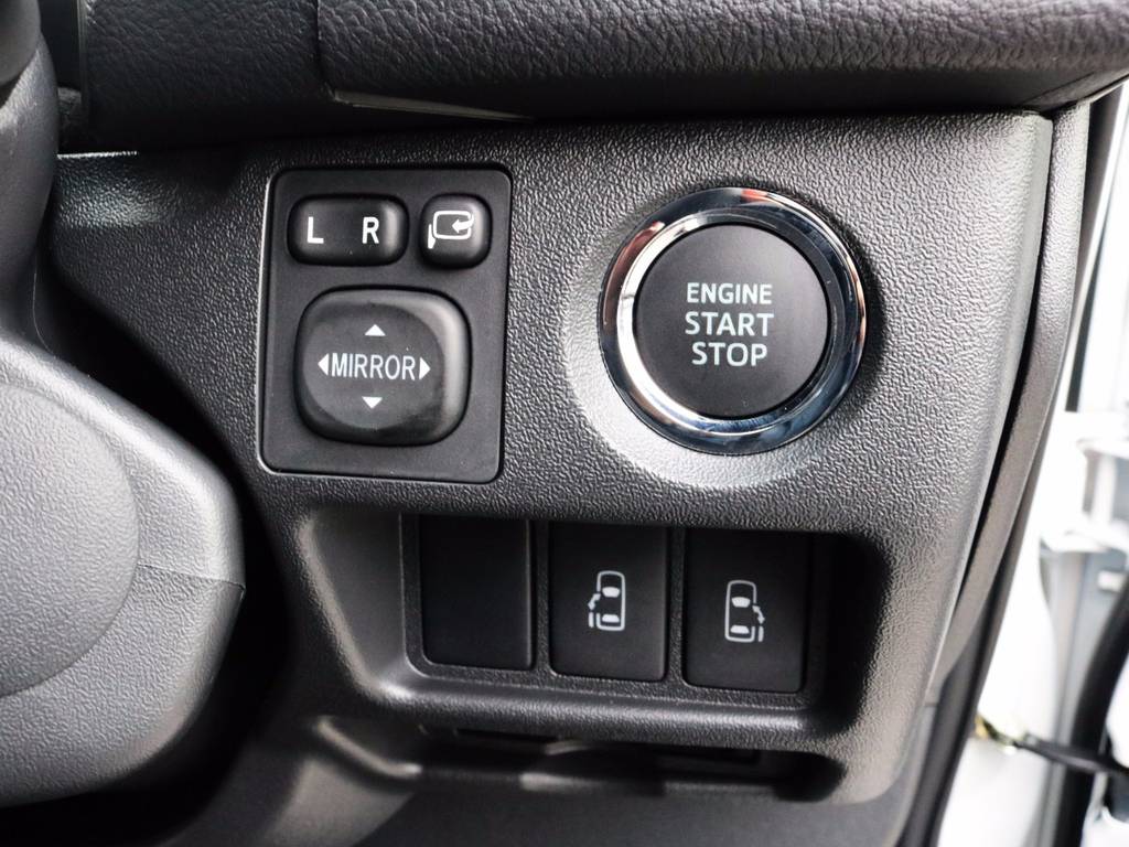 メーカーオプション「プッシュスタート、パワースライドドアア」！