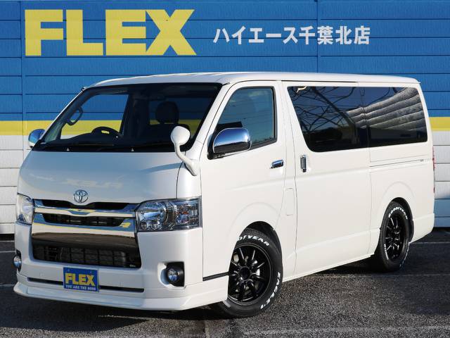 新車未登録ハイエースバン　Ｓ－ＧＬ　ダークプライム　ガソリン２ＷＤ！ファミリーユースに最適な、内装アレンジＶｅｒ８♪