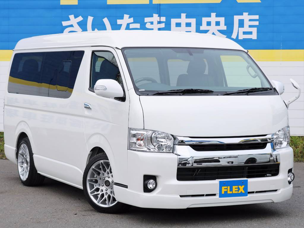 外装カスタム済みの内装架装車両になります！