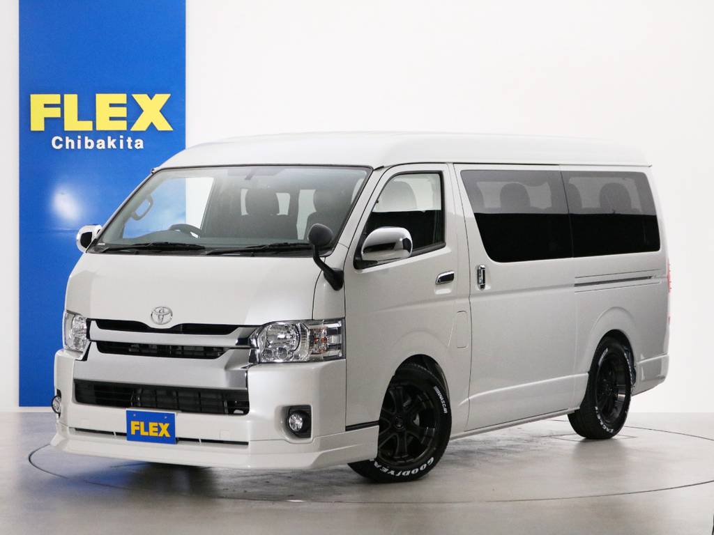 新車未登録　ハイエースワゴンＧＬ　２ＷＤ　１０人乗り　床張りスタンダードパッケージ！
