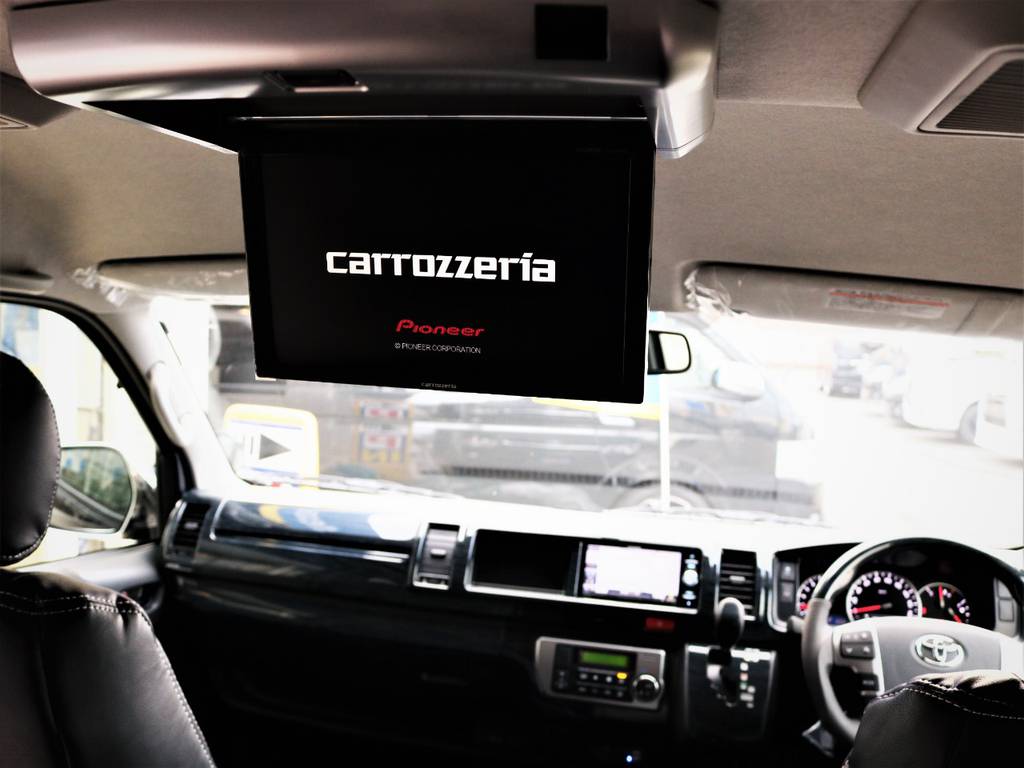 カロッツェリア製フリップダウンモニター付き♪