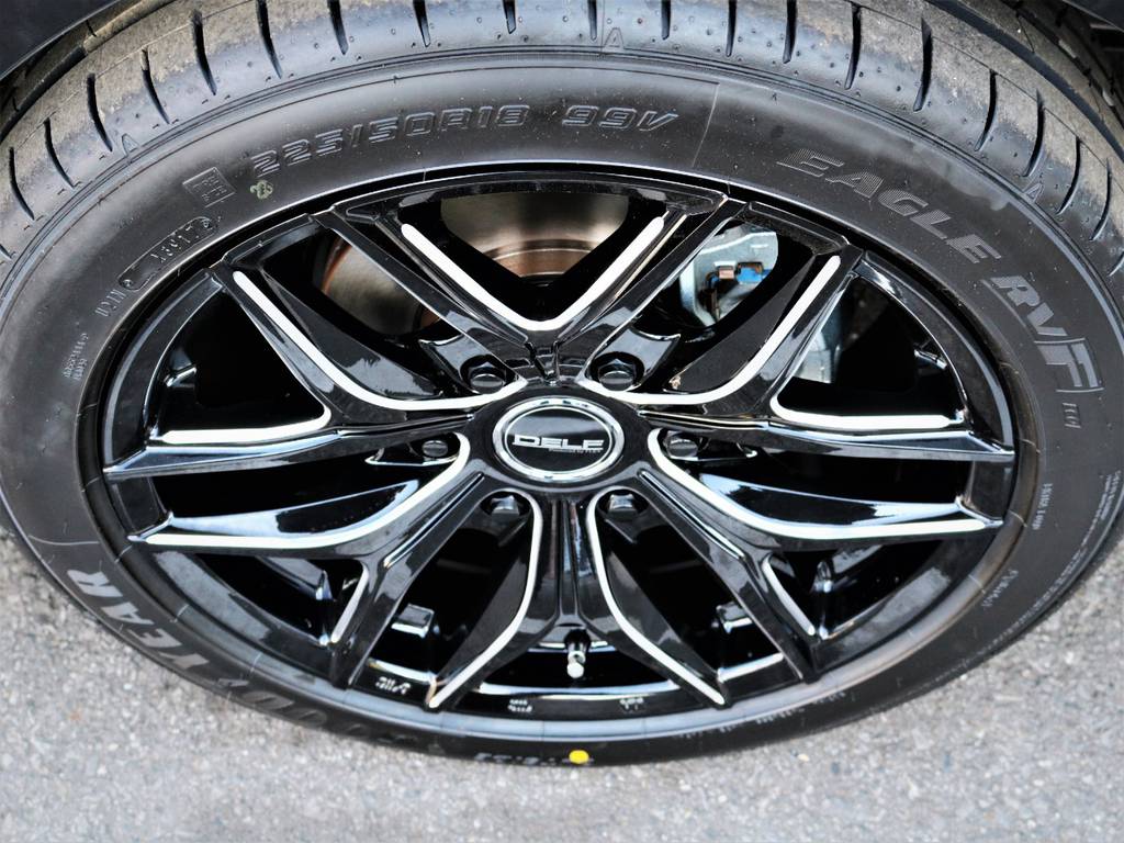 デルフ０１ブラックミーリング１８インチアルミホイール、グットイヤー装着♪