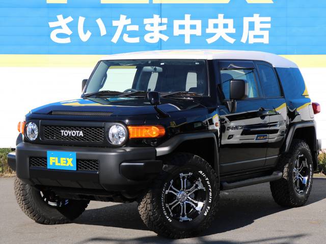 【未登録】ＦＪクルーザー”ブラックカラーパッケージ”ＦＬＥＸカスタムコンプリート車両が完成しました！！おおよそ２～３週間ほどでご納車可能ですので、新車注文では納期が間に合わない方もご相談ください！