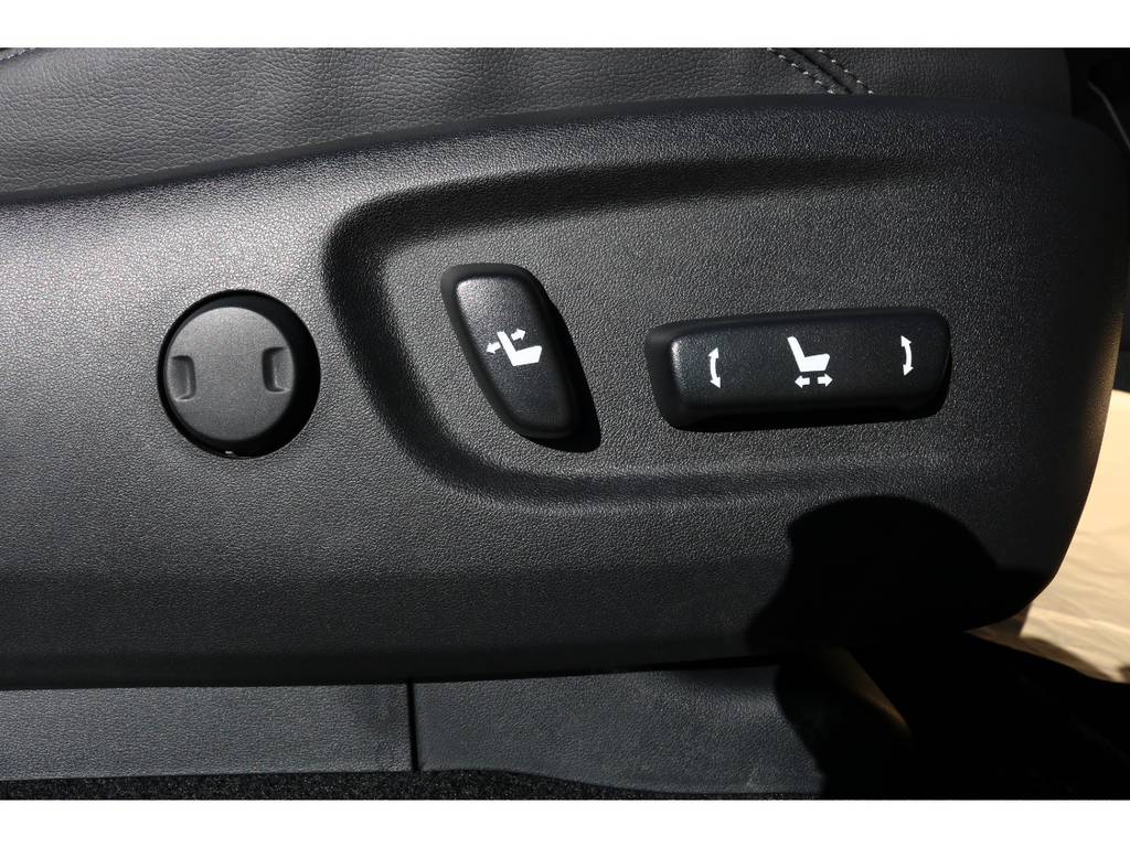 皆様のランクルLIFEのお手伝いができるよう、日々努力してまいります！ お車のこと、維持費のこと・・・なんでも結構です。お気軽にお尋ねください！