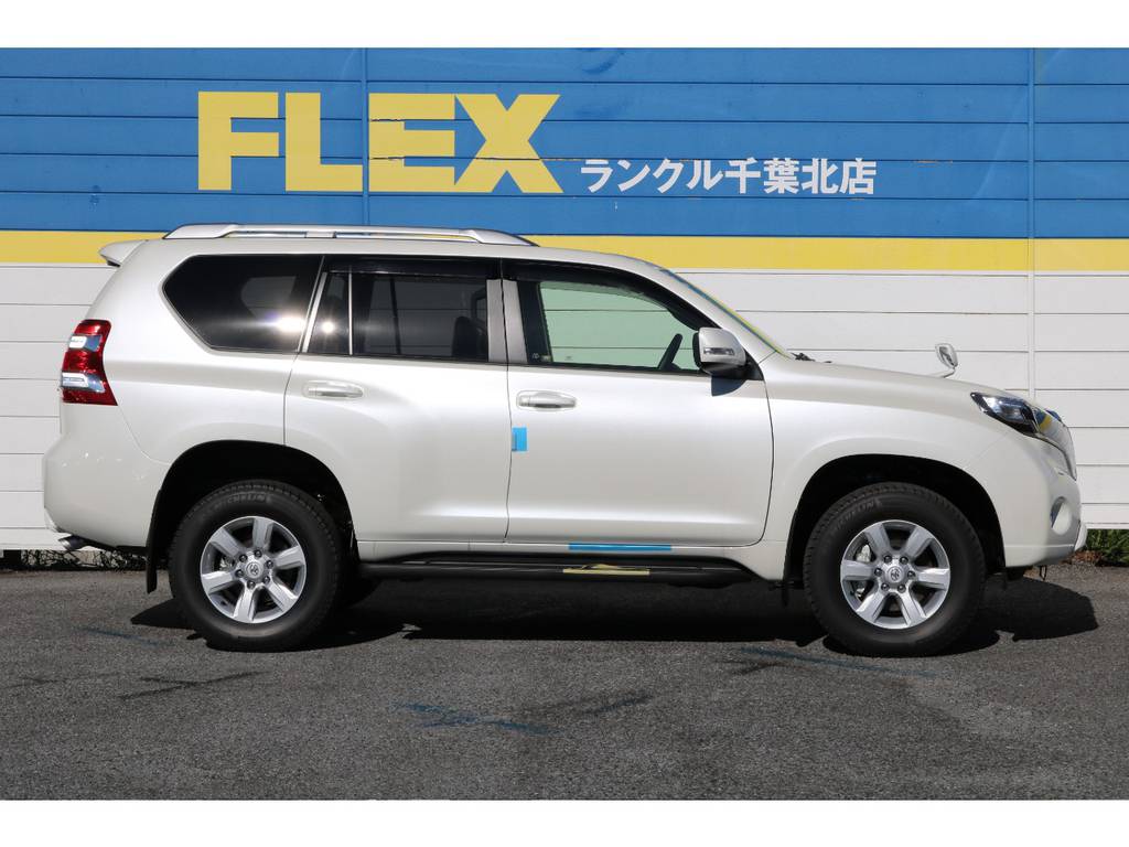 第三者機関でのチェックも行い修復歴の厳しいチェックを行っておりますので修復歴車の無断販売は致しません 。