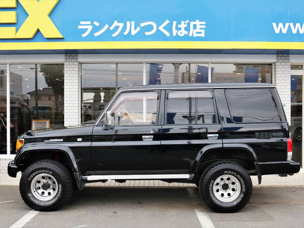 足回りは王道の2インチアップ☆街乗りもオフロードもこなせるオールラウンダーです♪