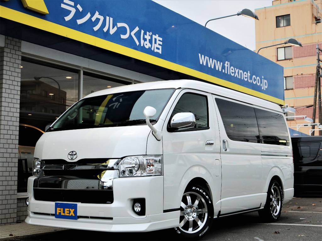 新車未登録ハイエースＷ「ＧＬ」１０人乗り、４ＷＤガソリン車！内装アレンジＡ、セカンドシート変更、センターテーブル、ベッドキット♪ファミリーに大人気のシリーズです！