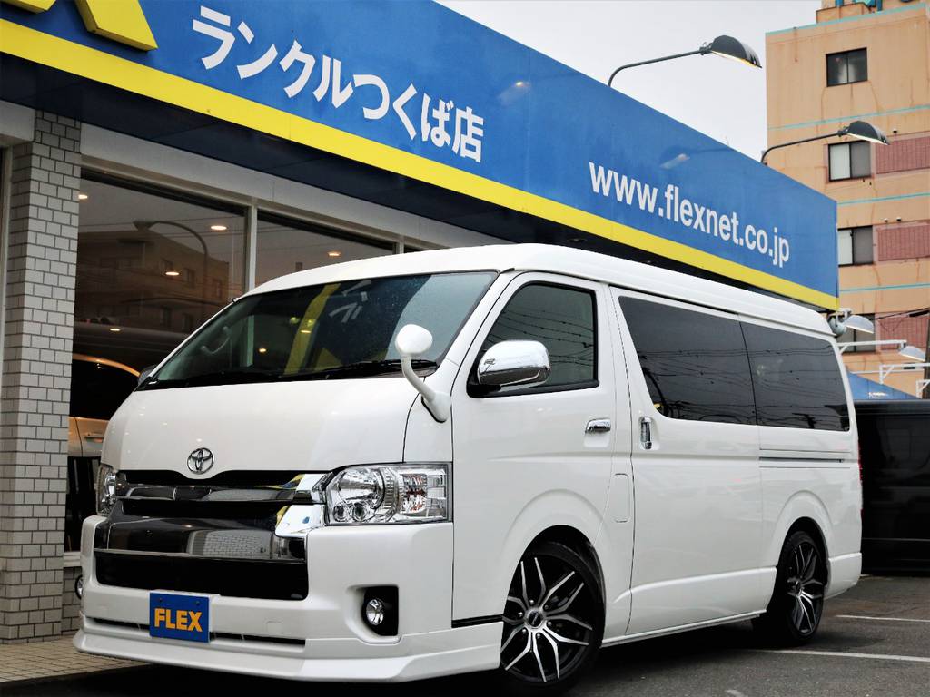 新車未登録ハイエースＷ「ＧＬ」１０人乗り ２ＷＤガソリン車 オリジナル内装施工Ｒ１！ ファミリーに大人気のシリーズです♪