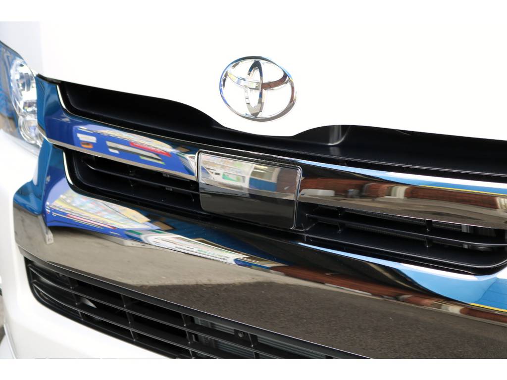 衝突軽減ブレーキ搭載の新型モデル！