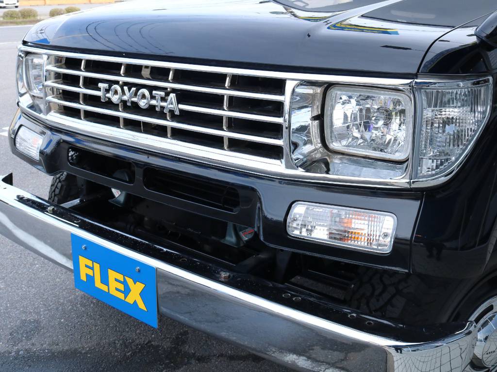 人気のＴＯＹＯＴＡメッキグリルも新品交換済み！
