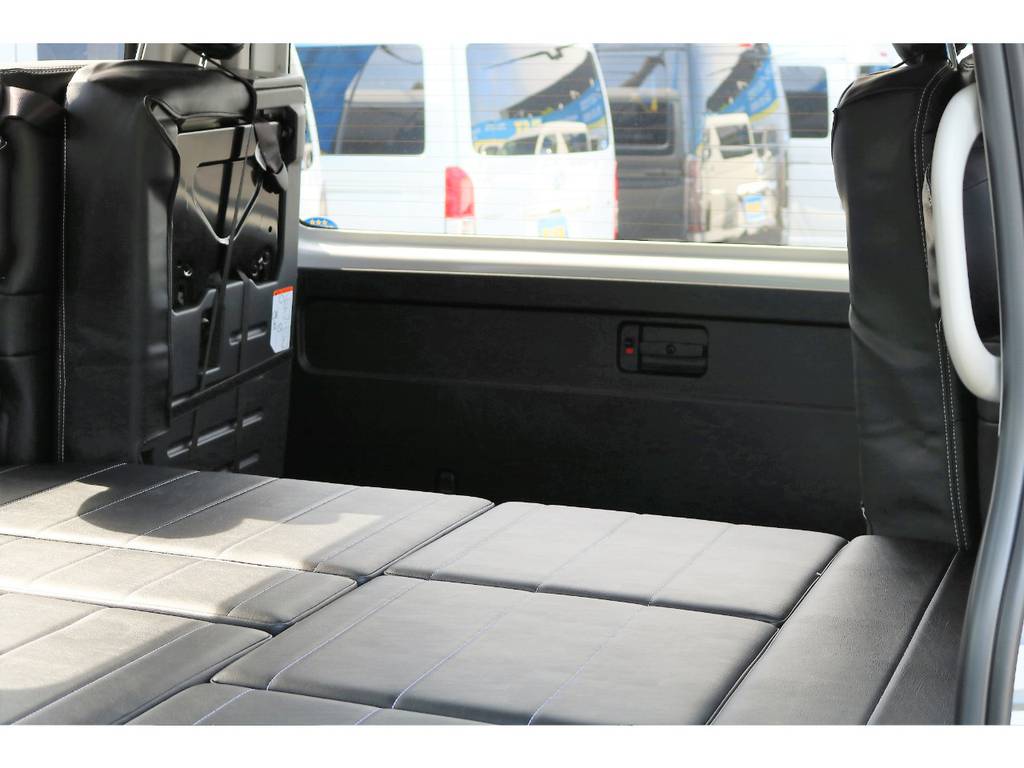 車中泊やアウトドアにピッタリな仕様です！