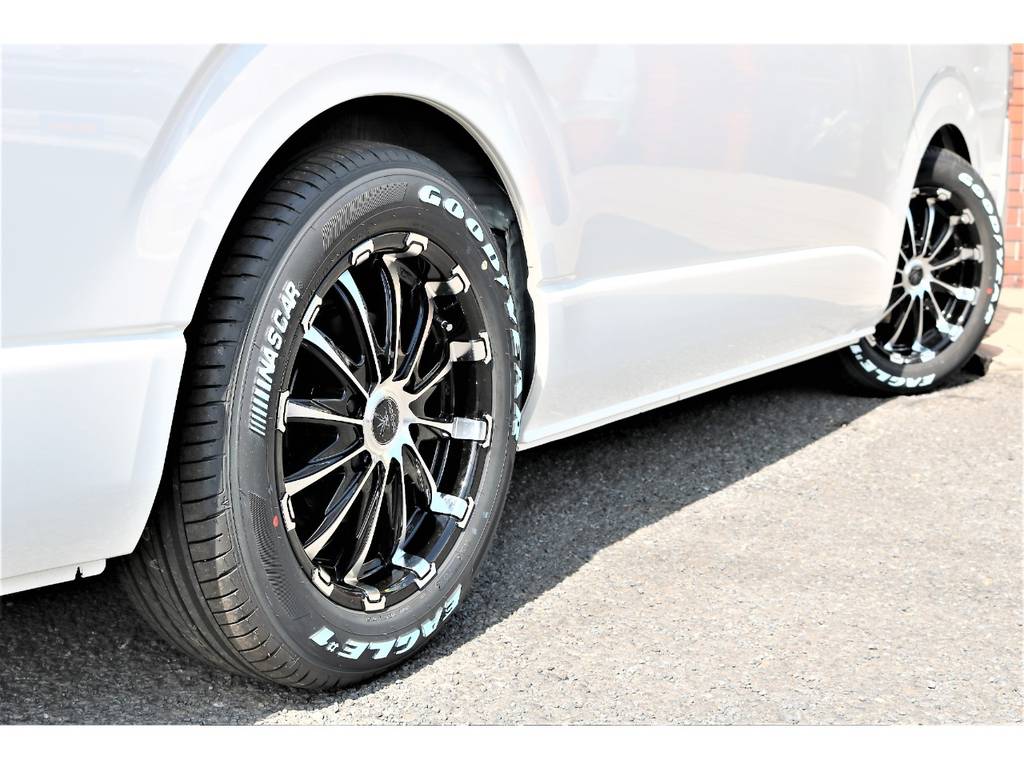 2インチローダウン済みですので2.1m制限の立体駐車場にもご入庫可能です！
