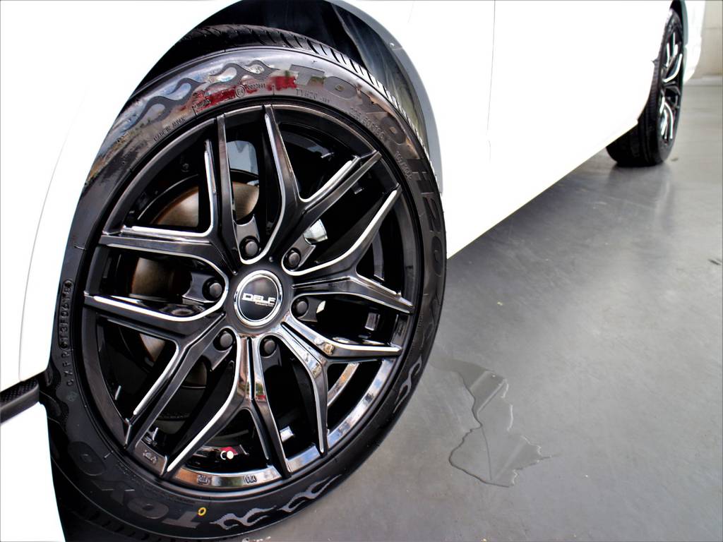 TOYO H20タイヤ！　DELF01　18インチアルミホイール！