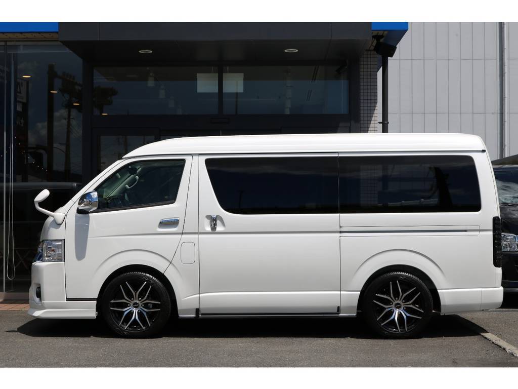 車高は程よい１.５インチローダウン！