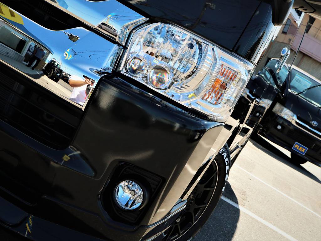 夜間走行に便利なメーカーオプション「ＬＥＤヘッドライト」！