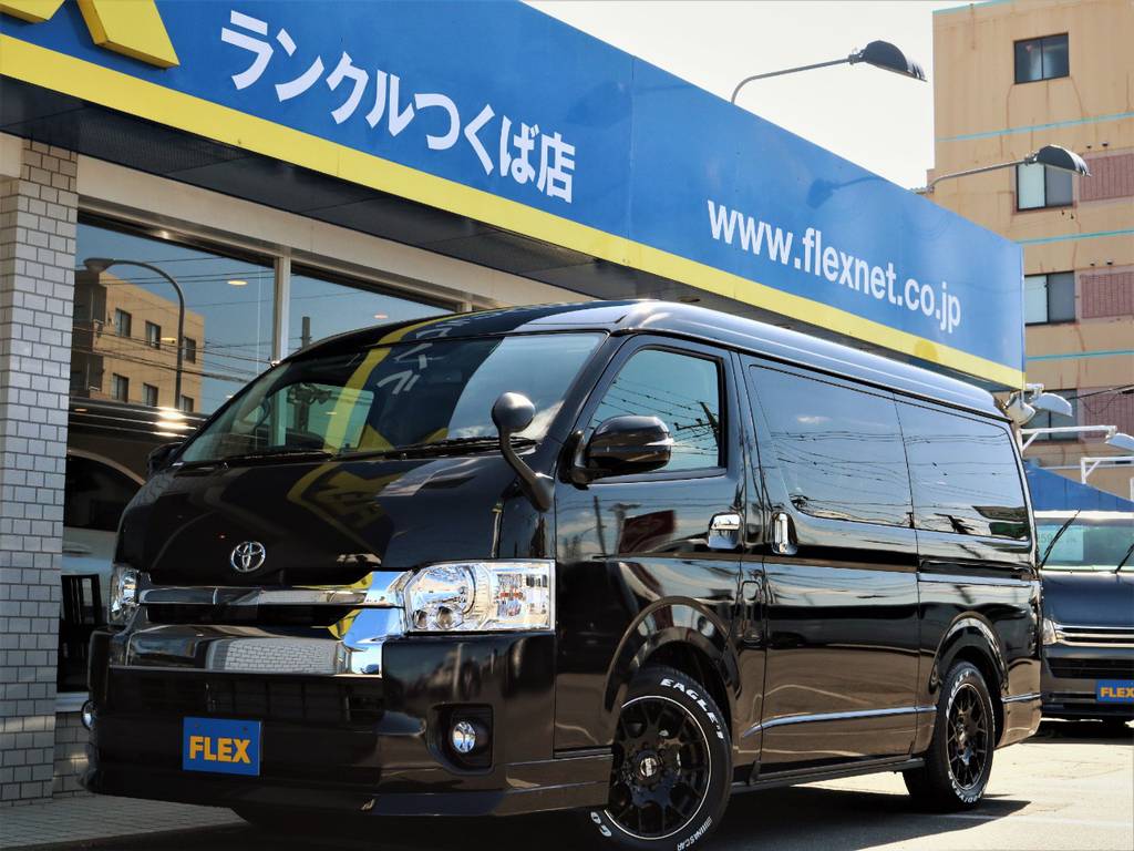 新車未登録ハイエースＷ「ＧＬ」１０人乗り４ＷＤガソリン車！人気のブラックカラー、ナビパッケージ完成♪