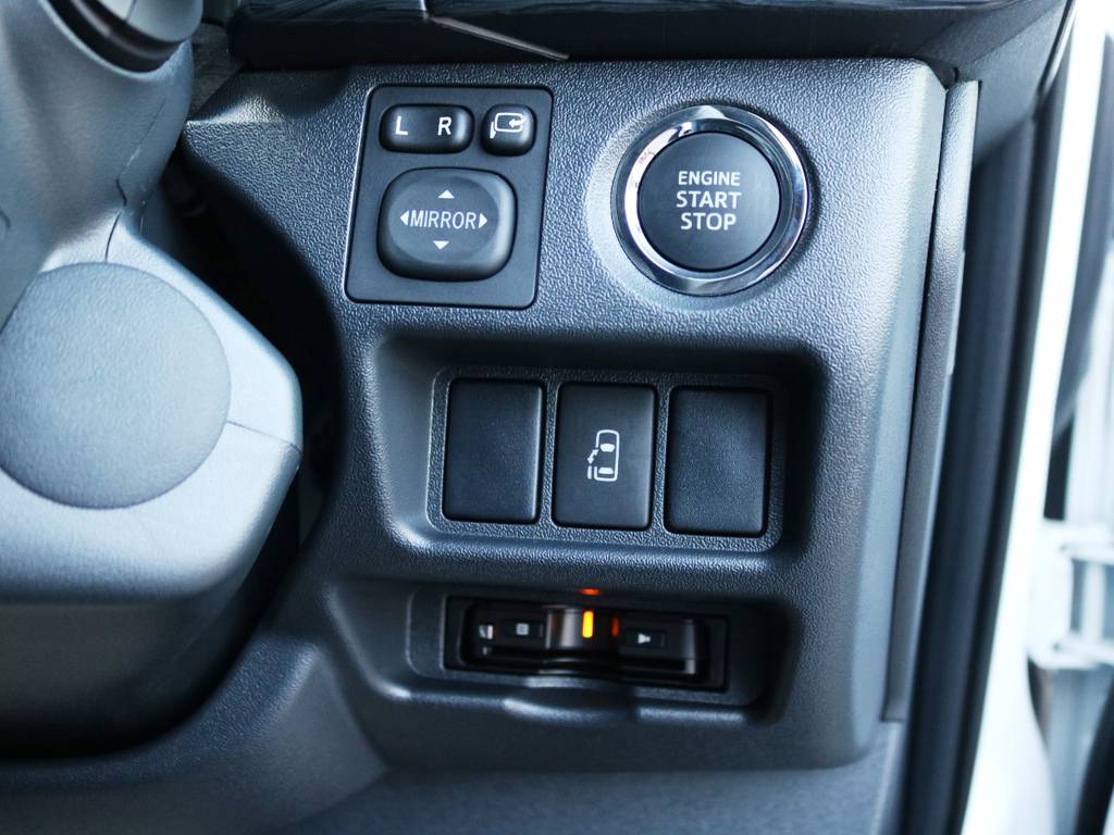 メーカーオプション　プッシュスタートシステム＋パワースライドドア！ＥＴＣも装着済み♪