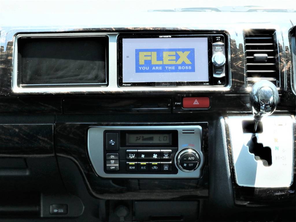 便利なナビ付きです！納車後すぐに便利にお車をお使いいただけます！