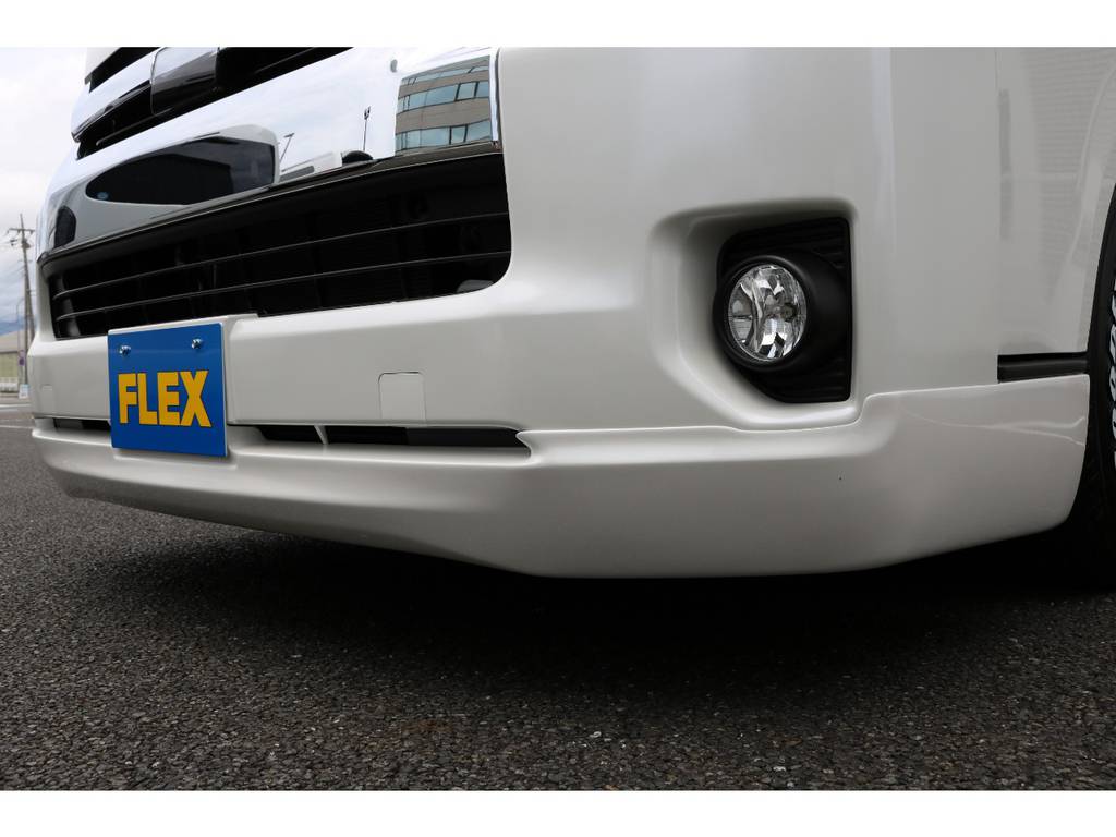 大人気のコブラクリーンルック３フロントスポイラー！上品なデザインが特徴です♪