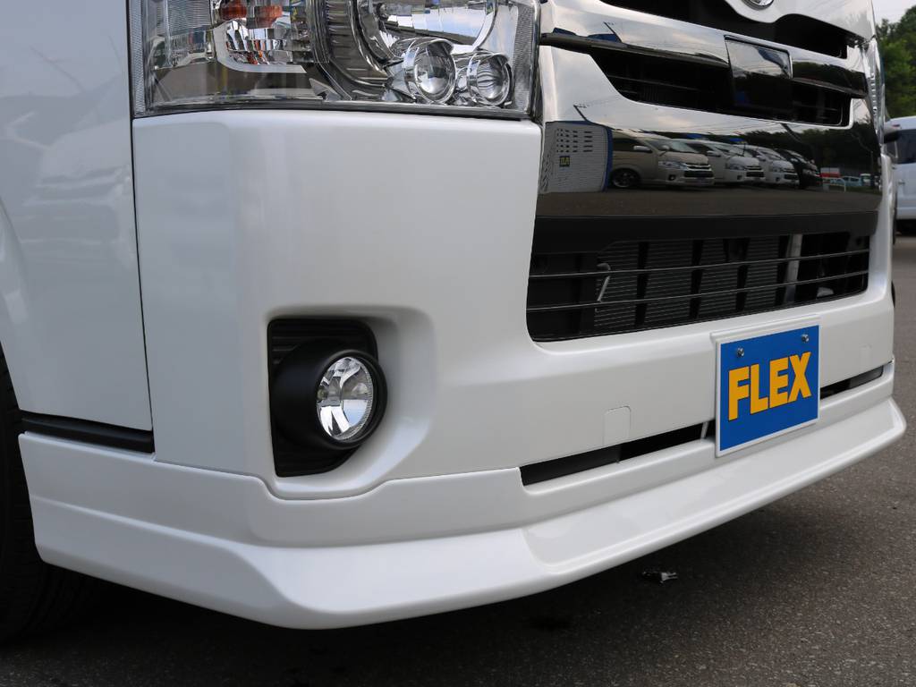 FLEXオリジナルフロントリップスポイラー！はみ出しすぎない形でフェイスの見た目を整えています！