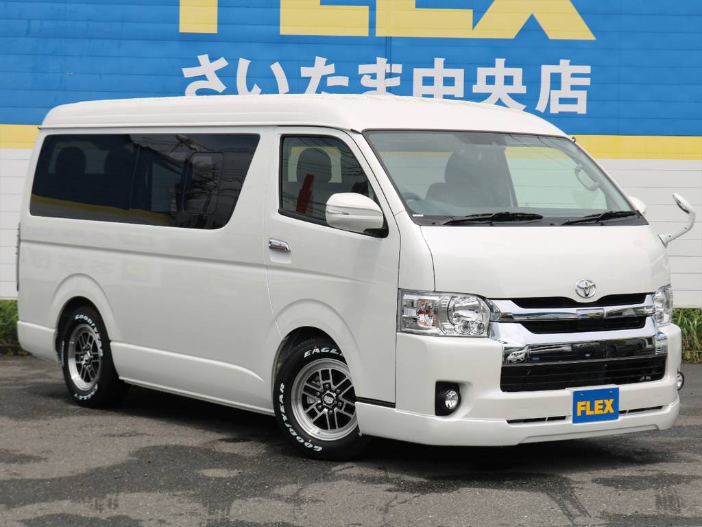 TSS搭載ハイエースワゴン入庫しました！人気のメーカーオプションパールホワイトカラーです！