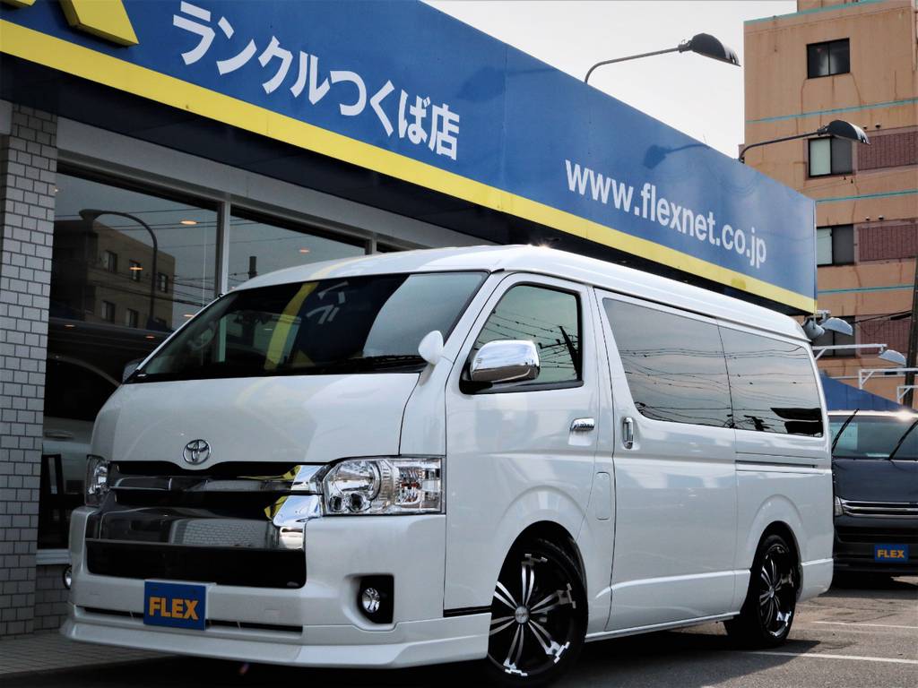 新車未登録ハイエースＷ「ＧＬ」１０人乗り２ＷＤガソリン車！ＦＬＥＸオリジナル内装アレンジＲ１完成！