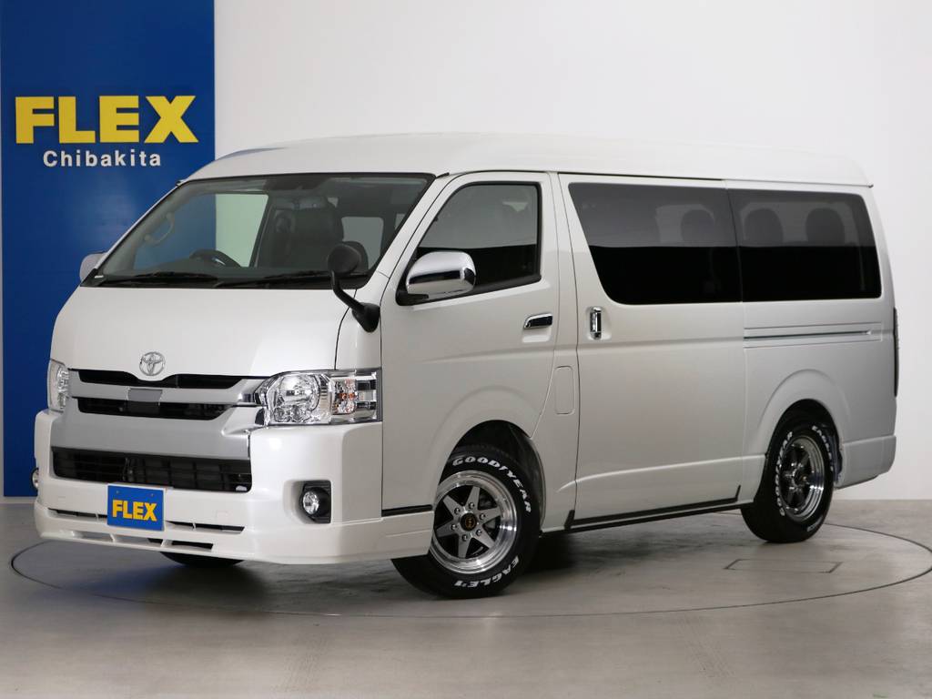 新車未登録　ハイエースワゴンＧＬ　ガソリン４ＷＤ　寒冷地仕様　スタンダードパッケージ！