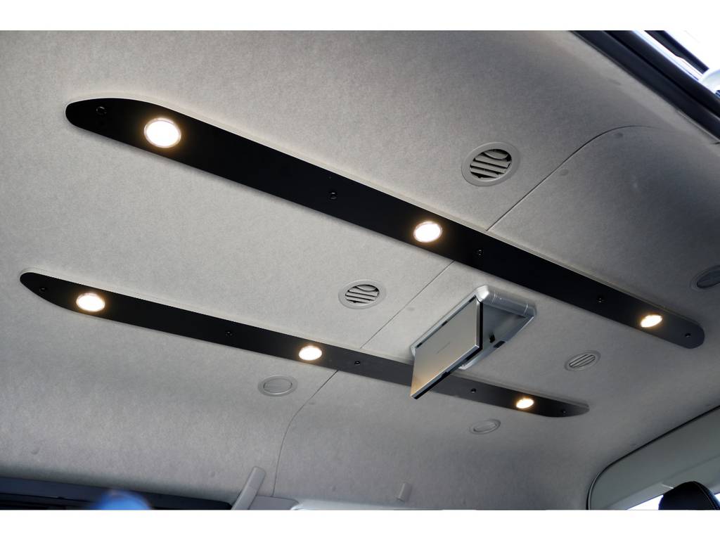 上質な空間を演出するＬＥＤダウンライト（暖色：ＷＡＲＭ ＷＨＩＴＥ）＋リア増設ダウンライトスイッチ！