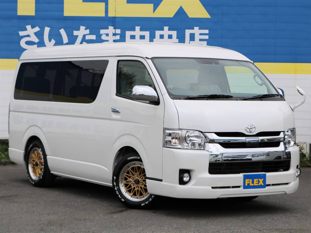 TSS搭載ハイエースワゴン入庫しました！人気のメーカーオプションパールホワイトカラーです！
