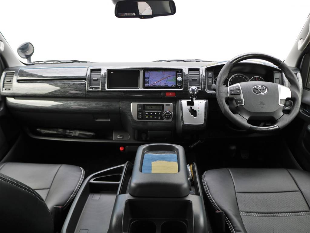 運転席が高いので見通しが良く運転しやすいですよ！