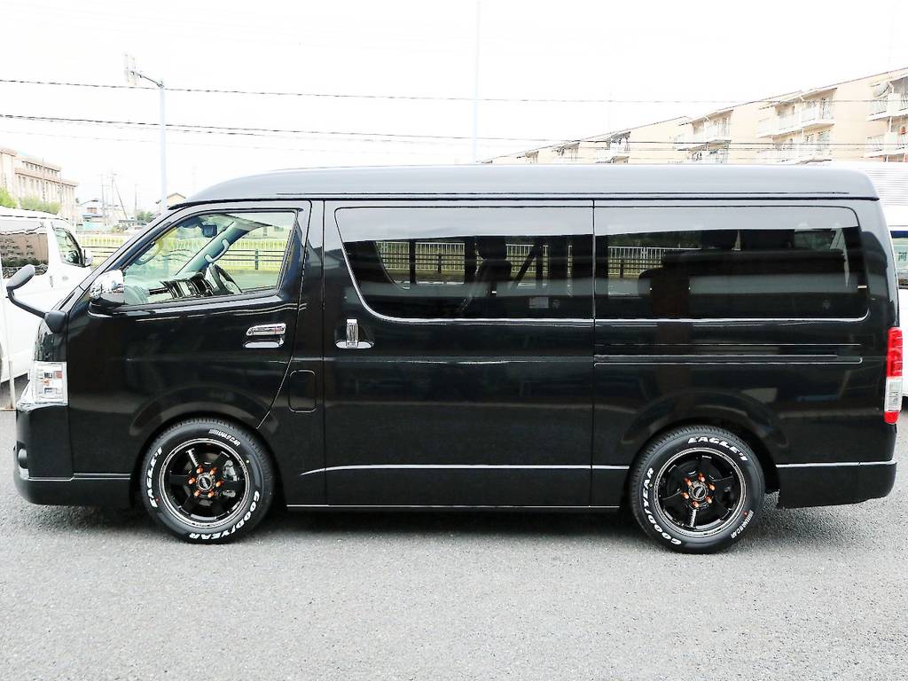 普通運転免許で運転可能な10人乗り3ナンバー登録です！