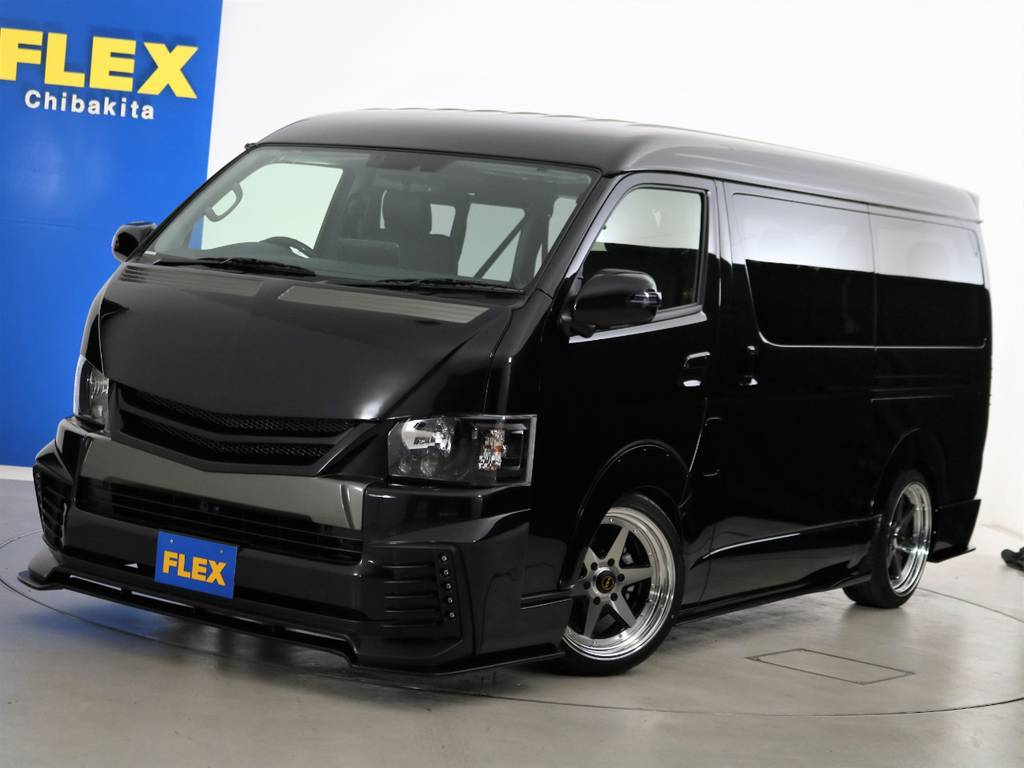 ハイエースワゴンＧＬ　ＴＳＳＰ付き　１０人乗り３ナンバー登録　ガソリン２ＷＤ　内外装に大量のカスタムを施した一台！！