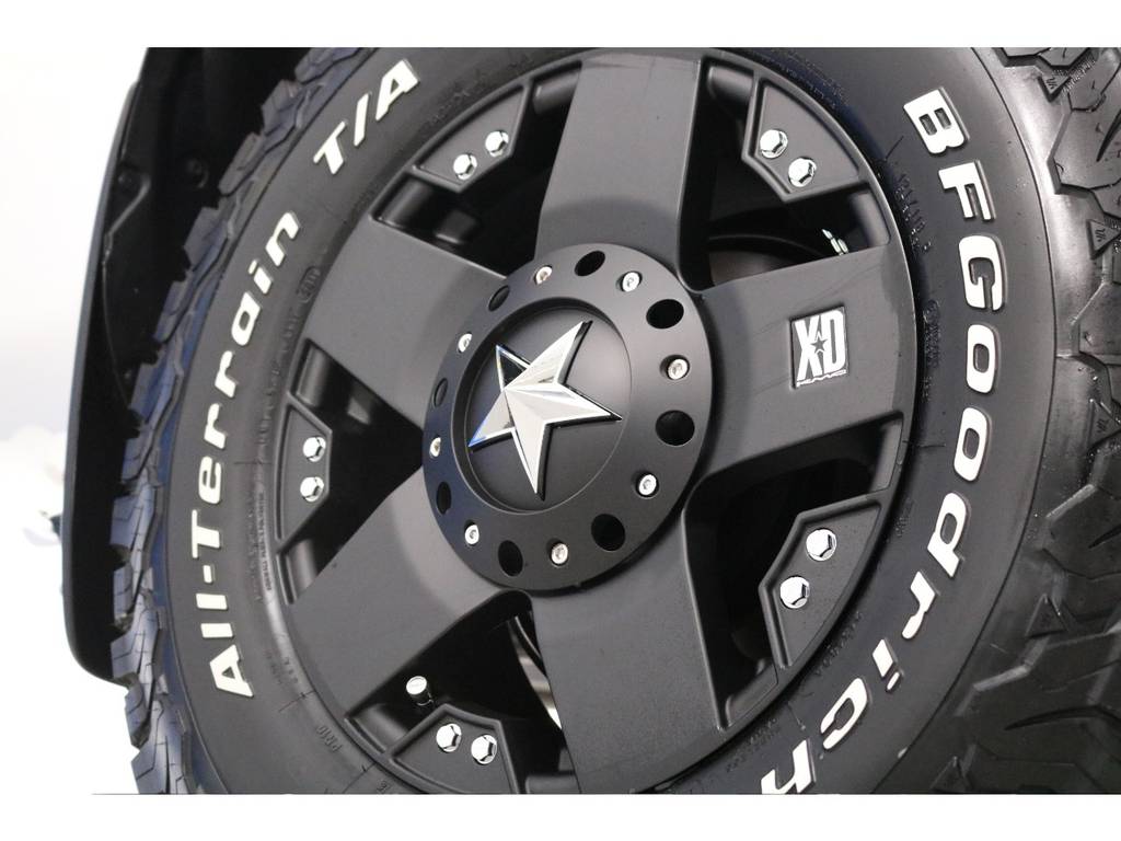 人気のロックスター17インチAW＆BFGoodrich 285/70R17オールテレーンタイヤをインストール☆