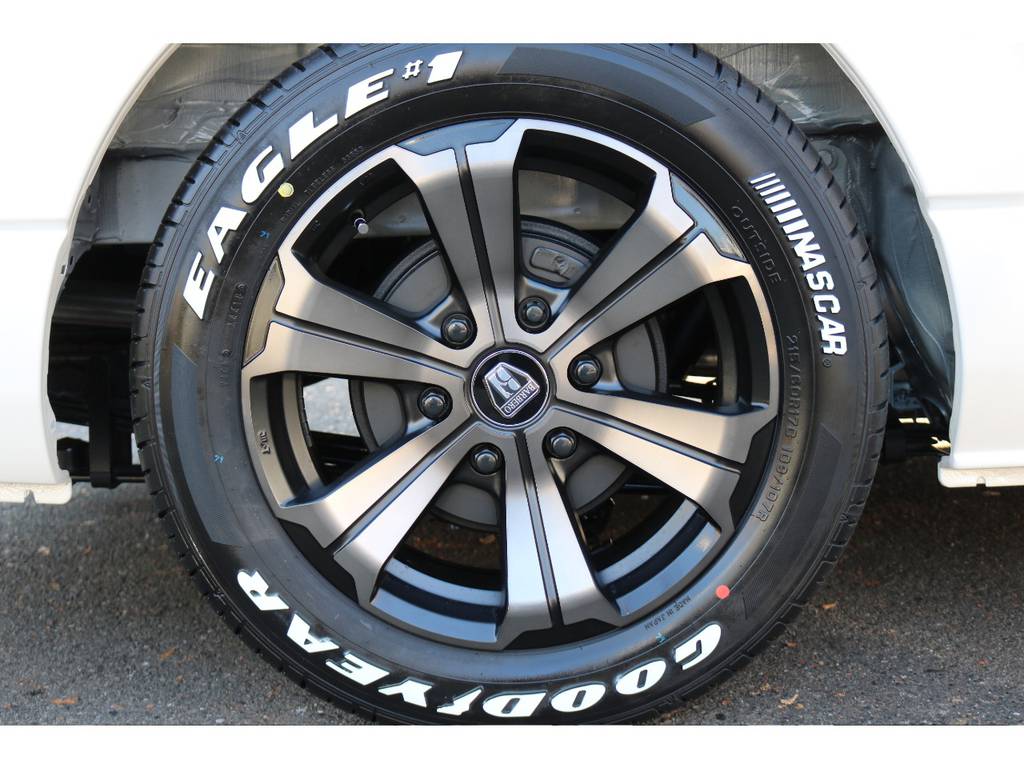 ＦＬＥＸバルベロ１７インチ！ＧＯＯＤＹＥＡＲタイヤ！