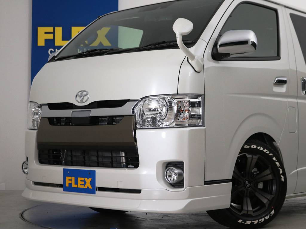 ＦＬＥＸオリジナル　フロントリップスポイラー　Ｄｅｌｆｉｎｏ　Ｌｉｎｅ装着済み！５０ＴＨ記念モデルは、フロントグリルの下段が漆黒メッキ♪