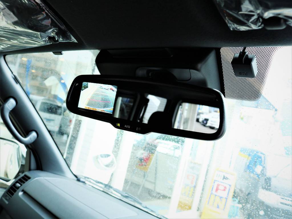 メーカーオプション「バックカメラ」！