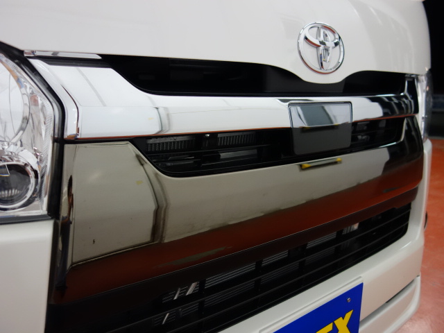 新車ハイエースＶ５０周年特別仕様車即納車可能入庫致しました！！
