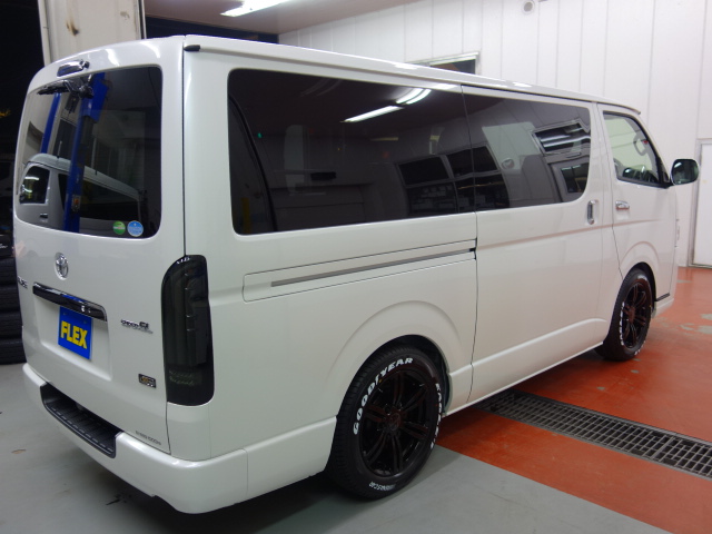 新車ハイエースＶ５０周年特別仕様車即納車可能入庫致しました！！