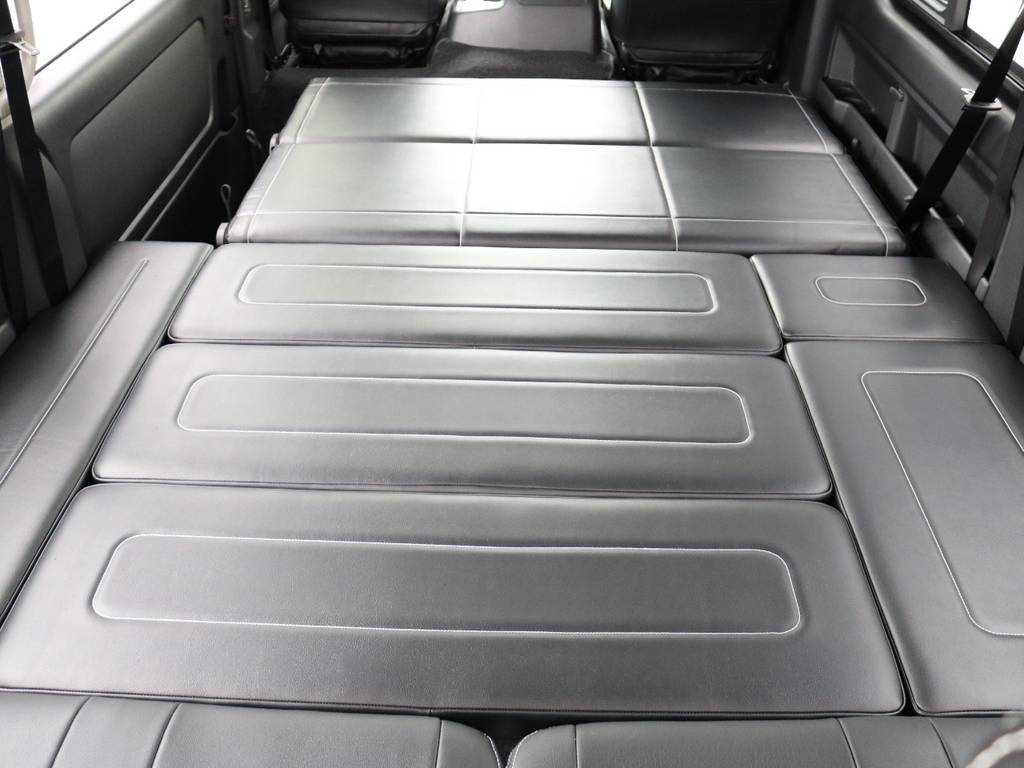 フルフラットの状態ならお出掛けする家族全員で車中泊なんてことも出来ちゃいます！